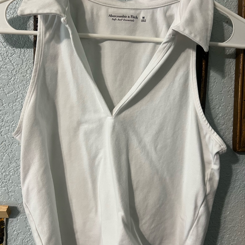 Abercrombie & Fitch White Collared Blouse